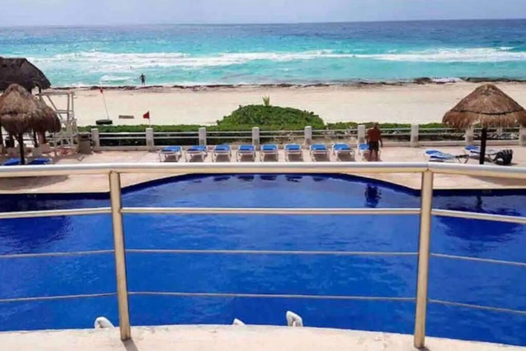 Amazing Beachfront Apartment Cancún Exteriér fotografie