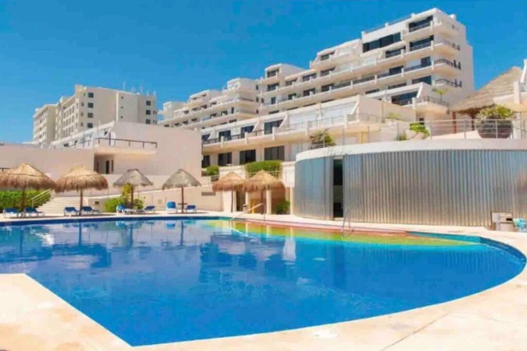 Amazing Beachfront Apartment Cancún Exteriér fotografie