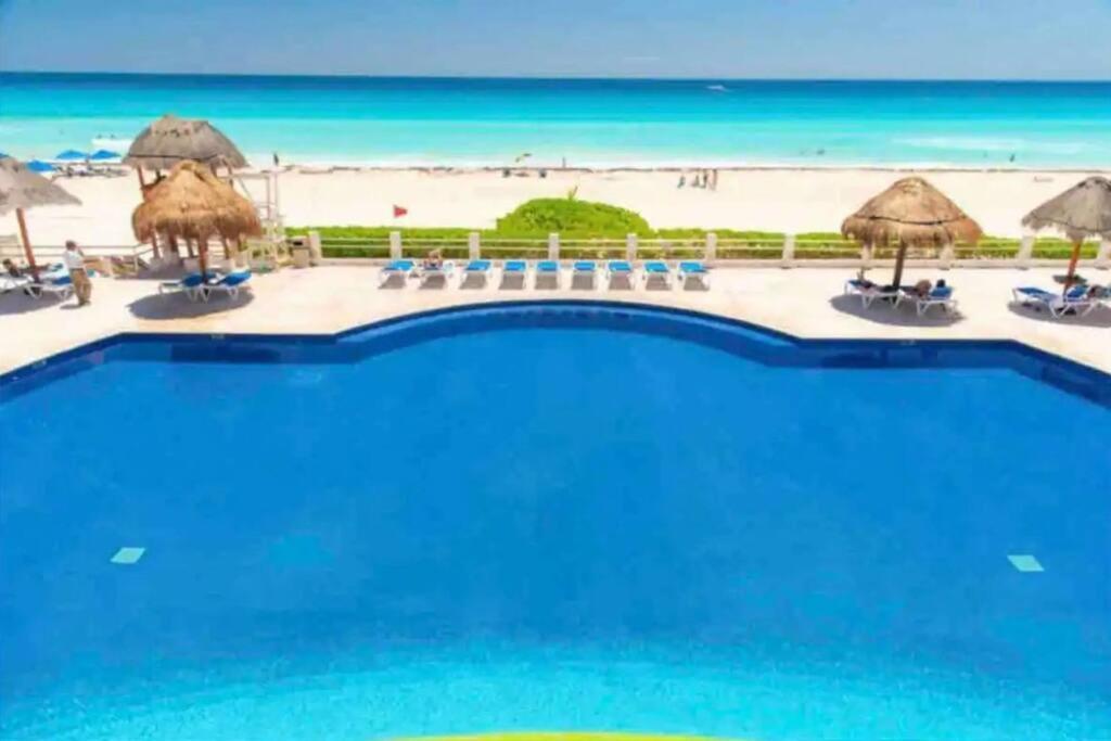 Amazing Beachfront Apartment Cancún Exteriér fotografie