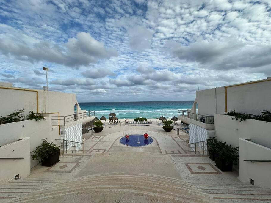 Amazing Beachfront Apartment Cancún Exteriér fotografie